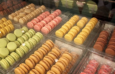 1 macaron cover