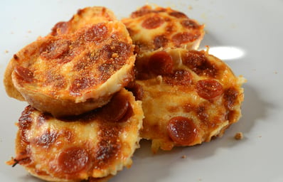 MiniPizzaPieFeatured