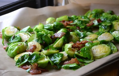 BaconBrusselSprouts08TrayPreOven 1024x682 1