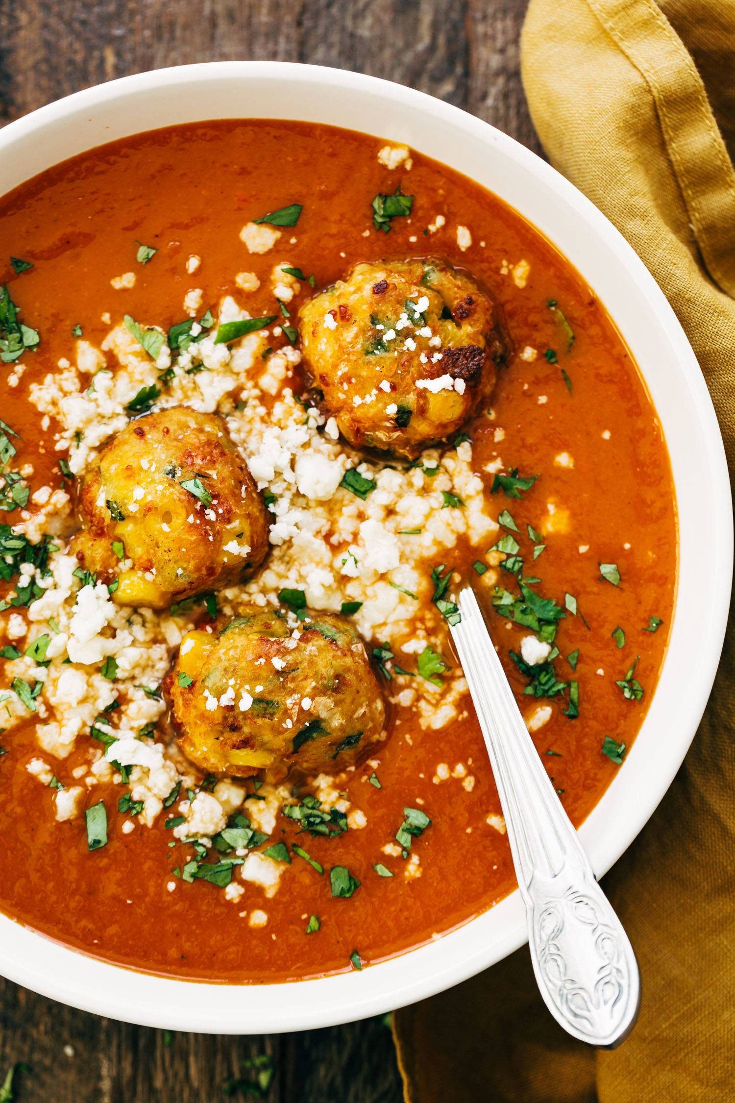 Sopa tarasca with corn fritters.