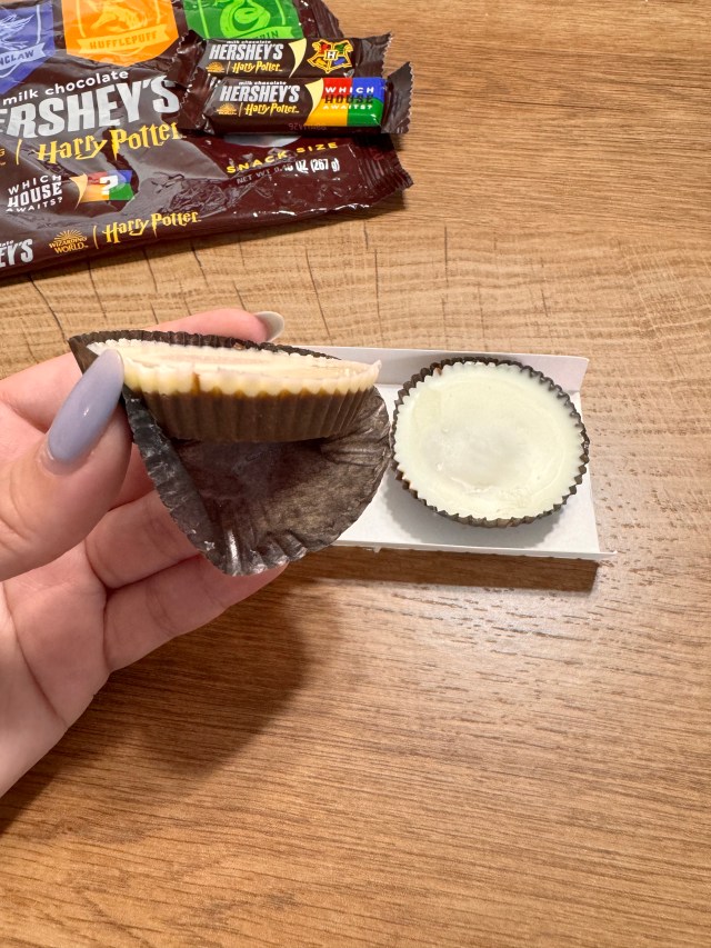 Hershey’s Halloween Treats Are Here & I Tried Them All 4 Reeses Wolf Tracks